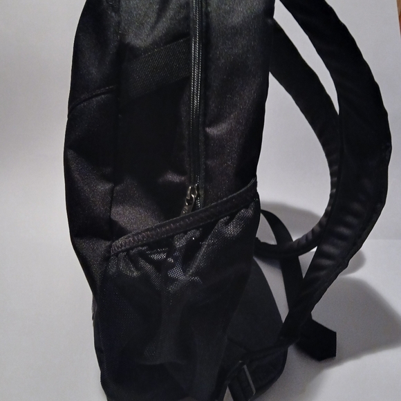 Under Armour Black Hustle Lite Backpack - Picture 4 of 9